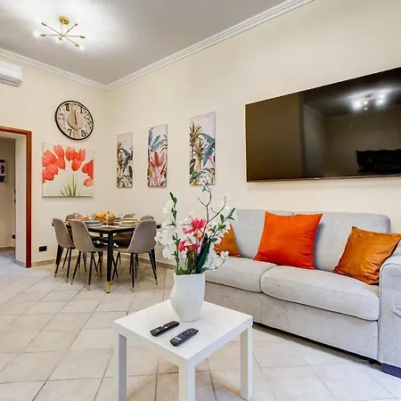 Read Inf0 Below About 0Wner--Spacious And Welcoming Home Rzym